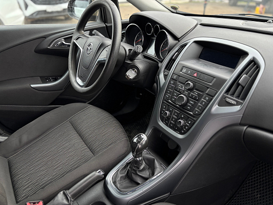 Opel Astra Cosmo, 2012 года, пробег 118801 км