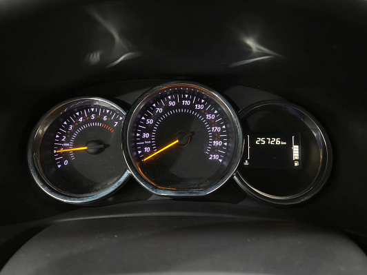 Renault Sandero Stepway Life, 2020 года, пробег 25780 км