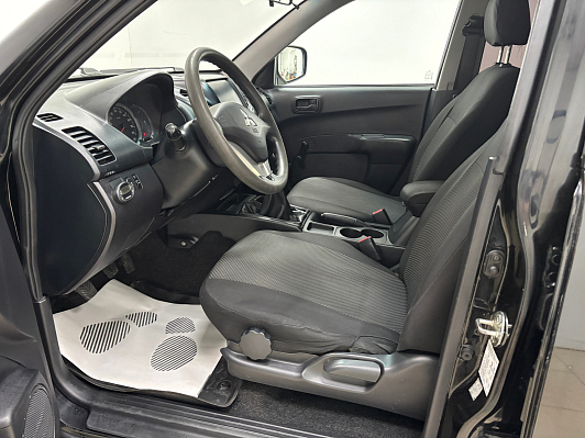 Mitsubishi L200 Invite, 2014 года, пробег 314185 км