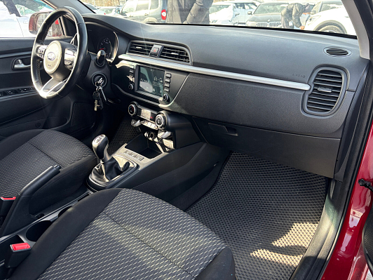 Kia Rio, 2019 года, пробег 91000 км