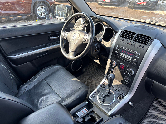 Suzuki Grand Vitara, 2008 года, пробег 217000 км