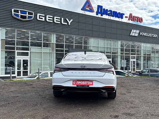 Hyundai Elantra Premium Edition, 2021 года, пробег 18993 км