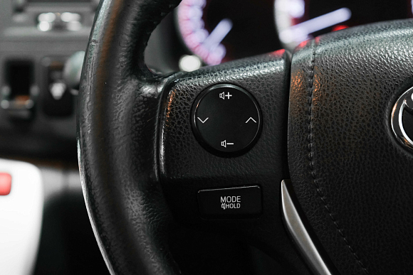 Toyota ISis, 2012 года, пробег 221686 км