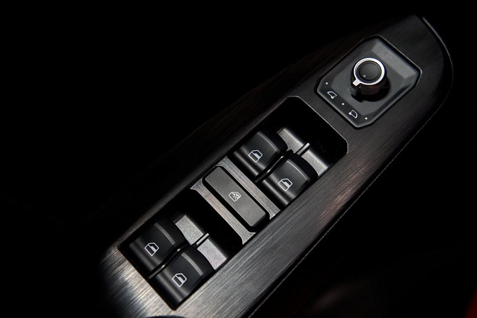 Haval Jolion Комфорт, красный