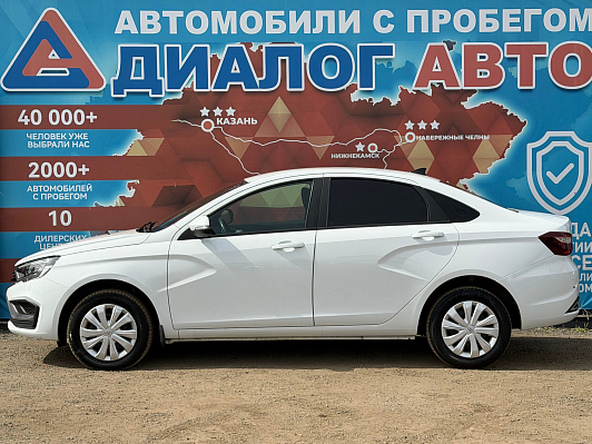 Lada (ВАЗ) Vesta, 2023 года, пробег 48500 км