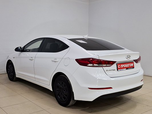 Hyundai Elantra Base, 2018 года, пробег 200532 км