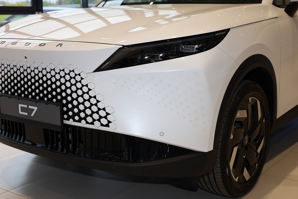 Omoda C7 Supreme, белый