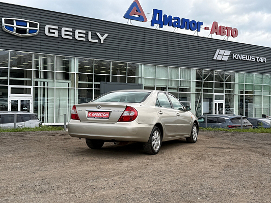 Toyota Camry, 2002 года, пробег 277000 км