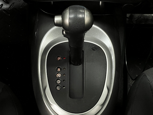 Nissan Juke SE Sport, 2012 года, пробег 175696 км