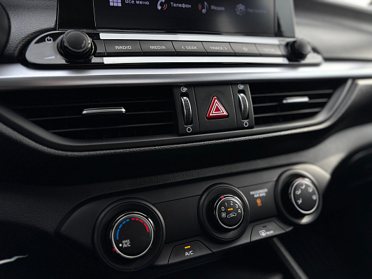 Kia Cerato Comfort, 2021 года, пробег 72389 км