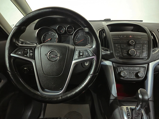 Opel Zafira, 2013 года, пробег 156228 км