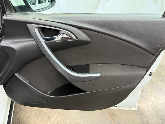 Opel Astra Cosmo, 2012 года, пробег 230236 км
