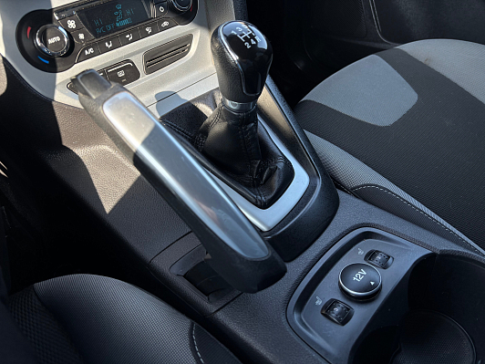 Ford Focus SYNC Edition, 2011 года, пробег 175586 км