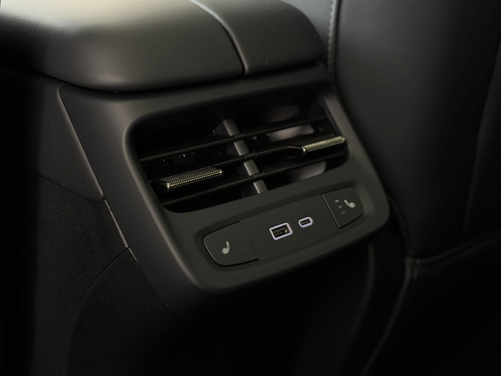 Omoda C7 , зеленый