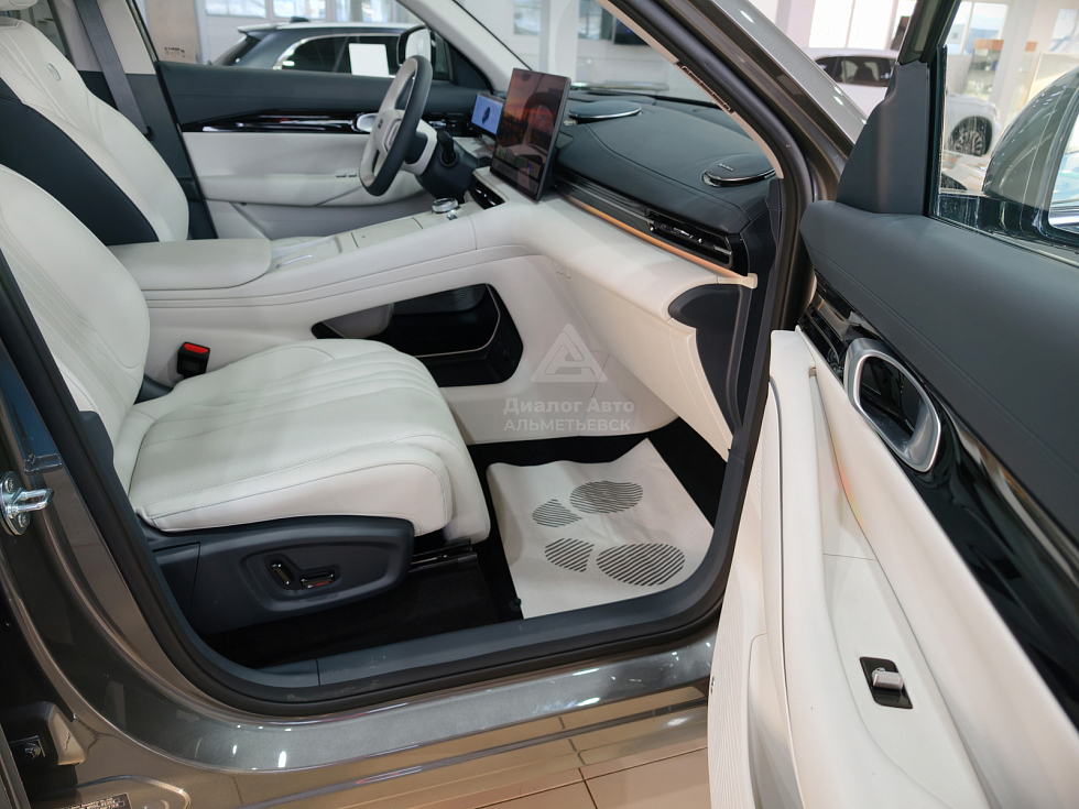 Geely EX5 Макс, серый