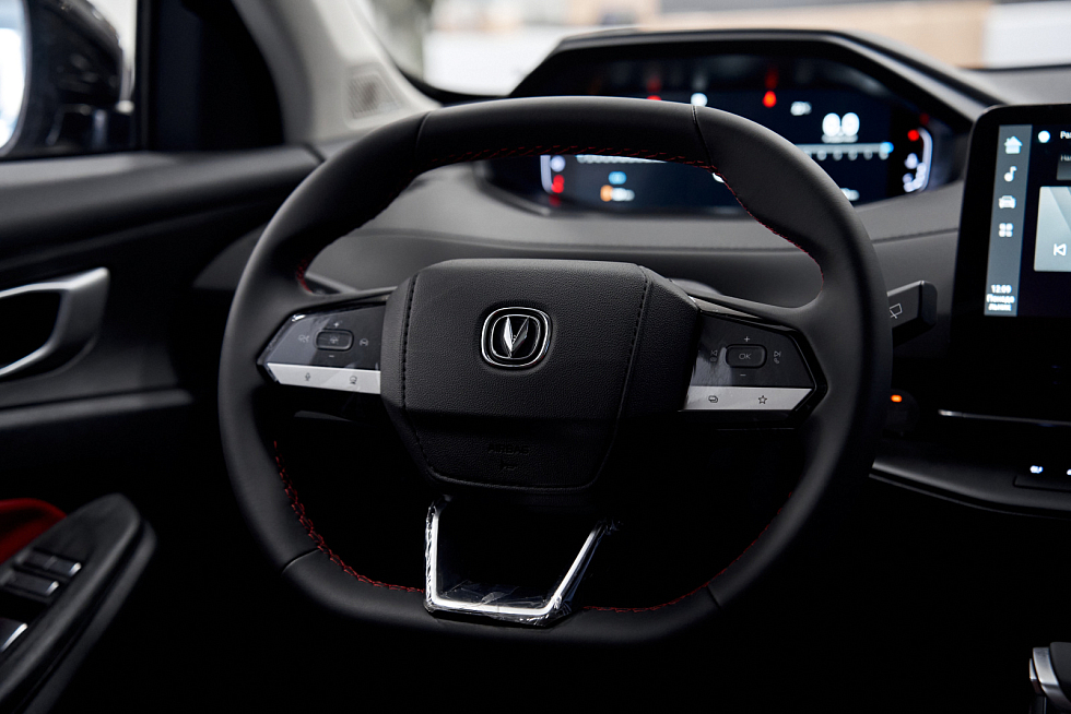 Changan UNI-S Comfort, серый