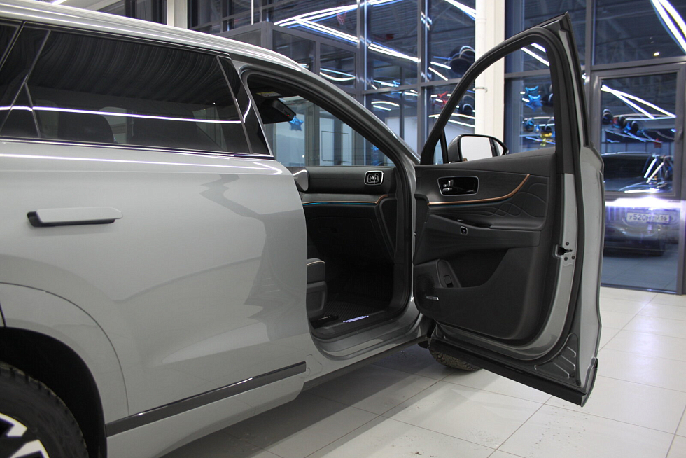 Jaecoo J8 Комфорт, серебряный