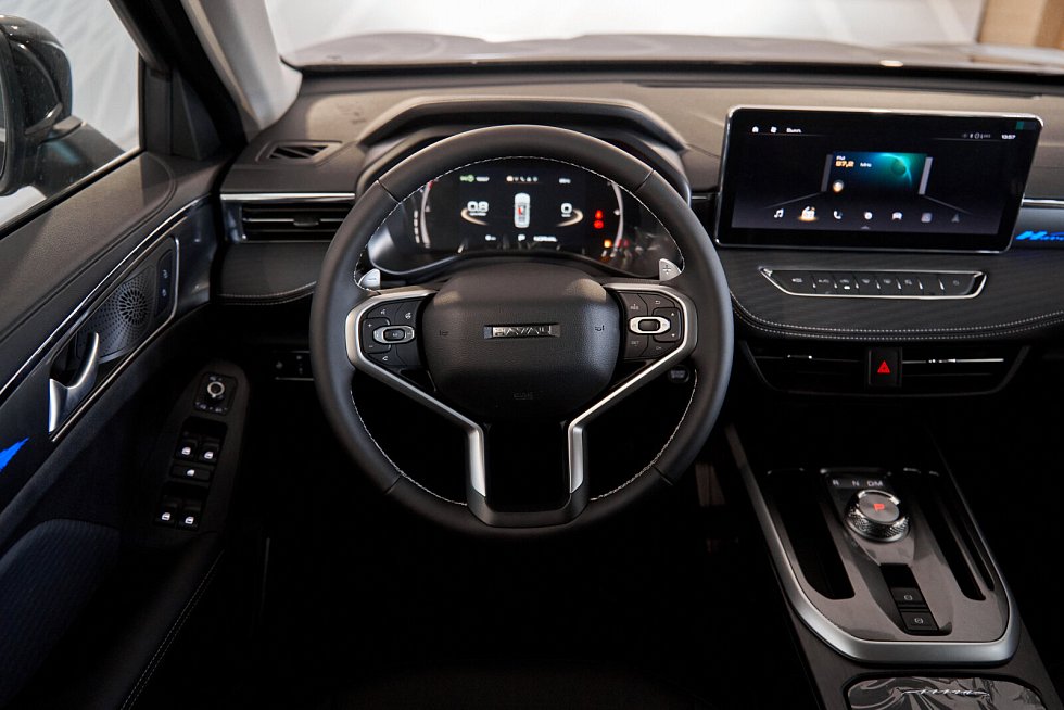 Haval Jolion Техно +, черный