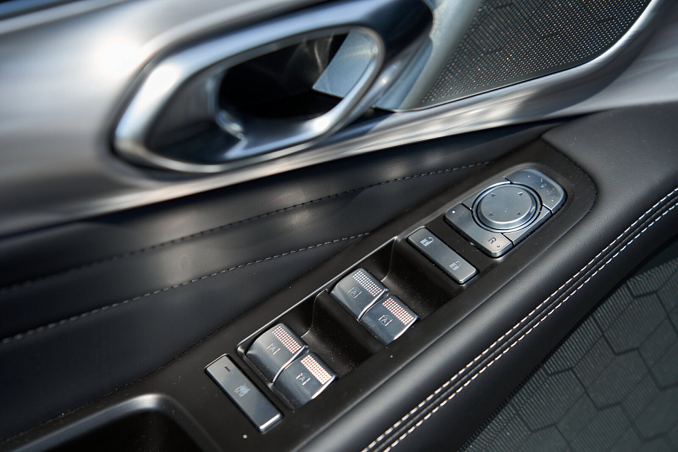 GAC GS8 GX Premium, черный