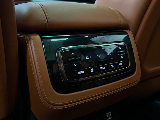 Polar Stone (Jishi) 01 Exclusive (6 seats), 2023 года, пробег 34615 км