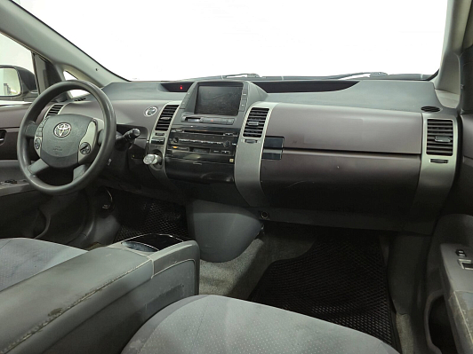 Toyota Prius, 2004 года, пробег 220553 км