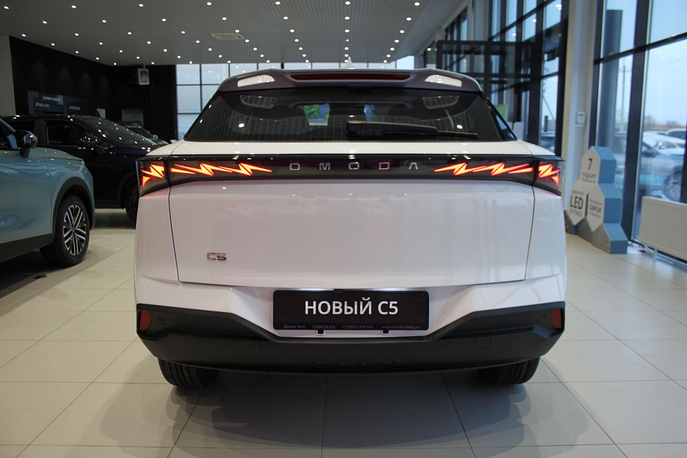 Omoda C5 Драйв, белый