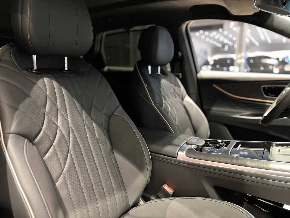 Jaecoo J8 Комфорт, черный