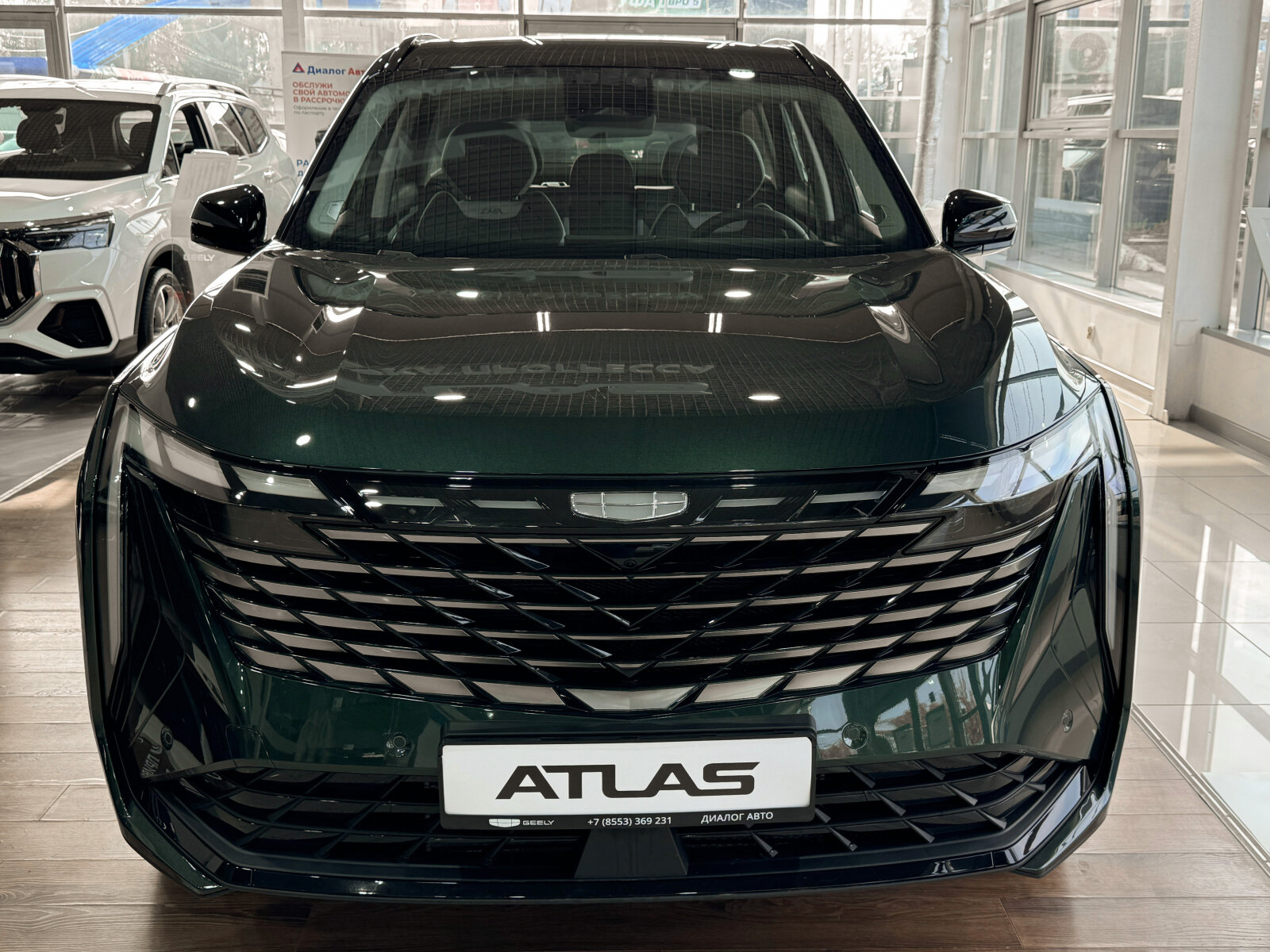 Geely Atlas Флагман, зеленый