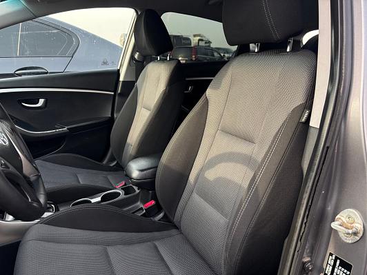 Hyundai i30 Comfort, 2013 года, пробег 177640 км