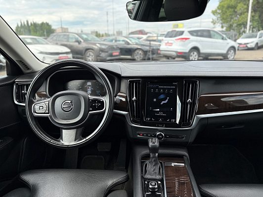 Volvo S90 Inscription, 2018 года, пробег 116905 км