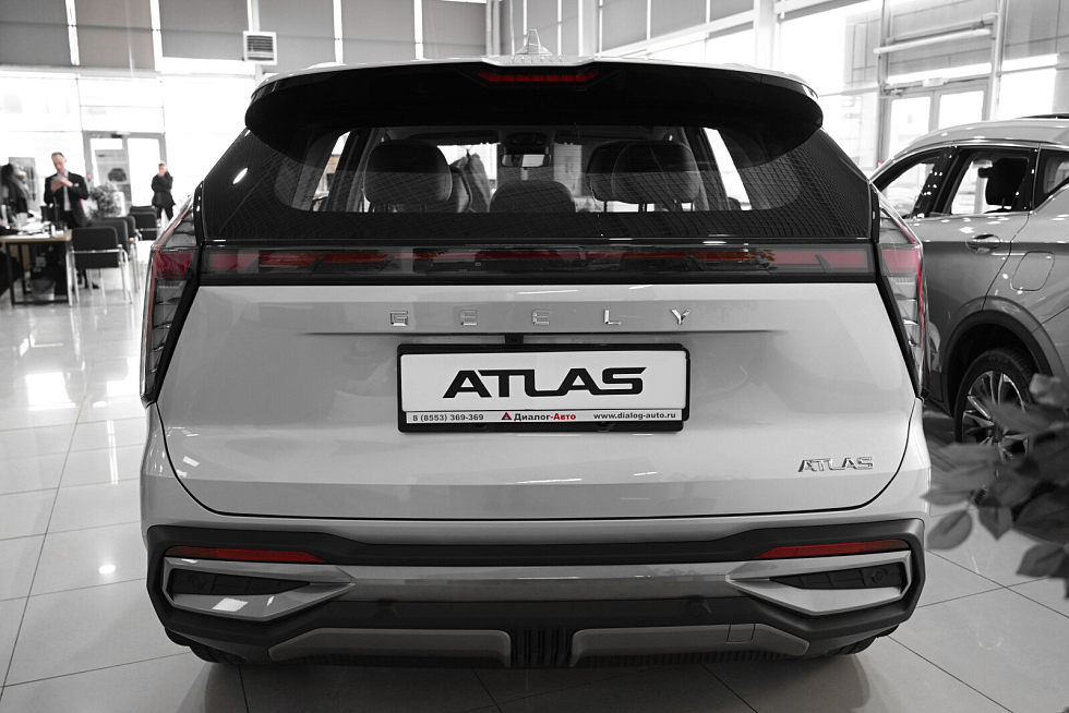 Geely Atlas Люкс, серебряный