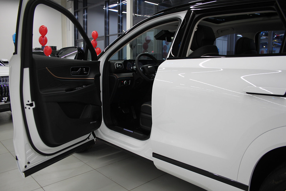 Jaecoo J8 Престиж +, белый