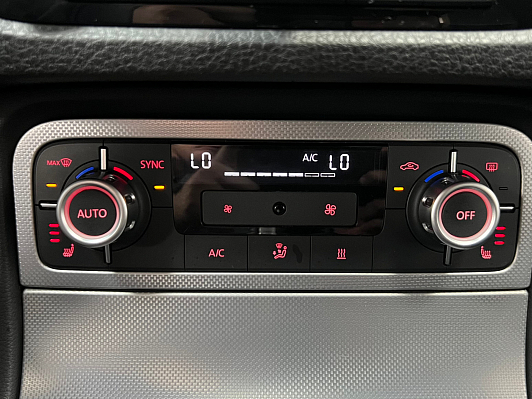 Volkswagen Touareg, 2014 года, пробег 240089 км