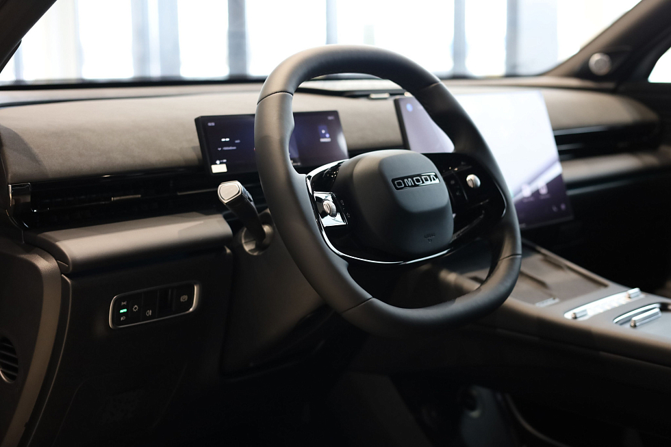 Omoda C7 , серебряный