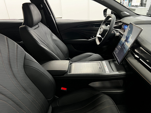 Geely Preface Флагман, 2024 года, пробег 5500 км