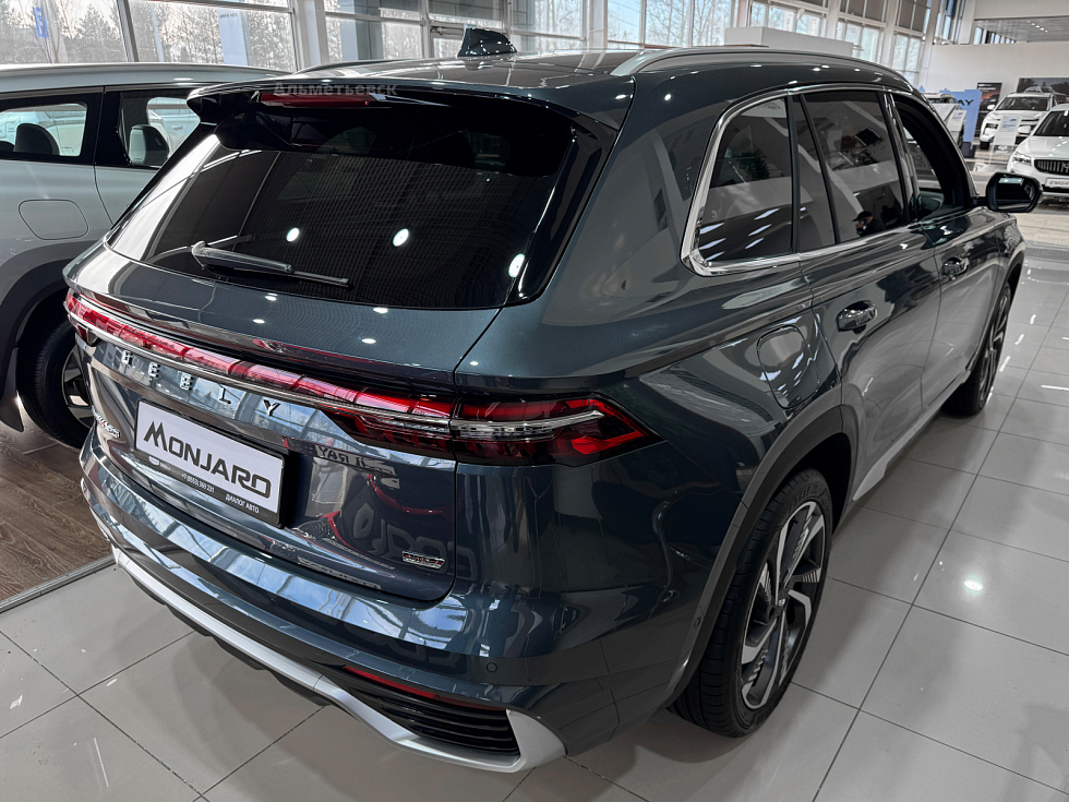 Geely Monjaro Флагман, серый