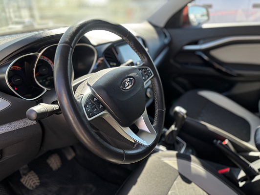 Lada (ВАЗ) Vesta Luxe, 2020 года, пробег 143140 км