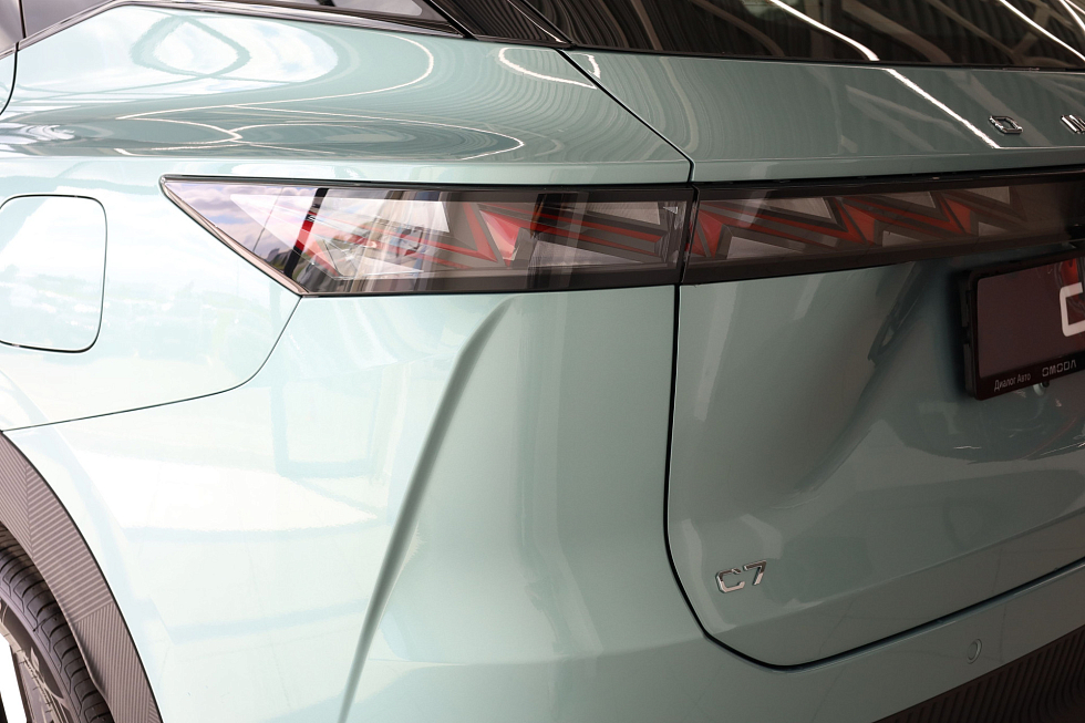 Omoda C7 , зеленый