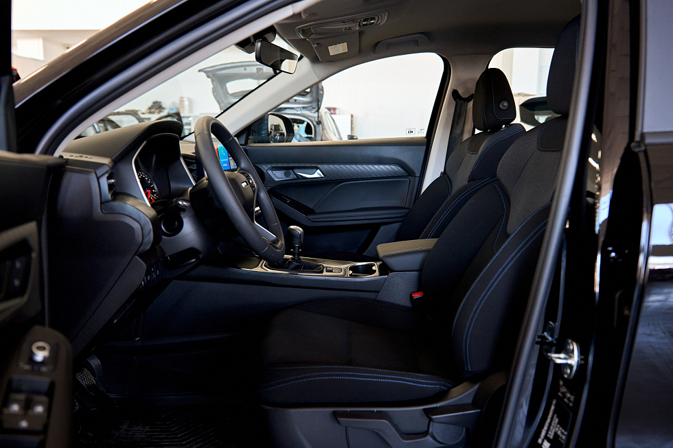 Haval Jolion Техно+, черный