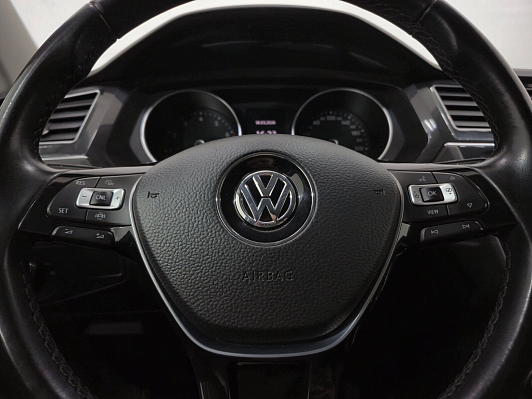 Volkswagen Tiguan Comfortline, 2019 года, пробег 137665 км