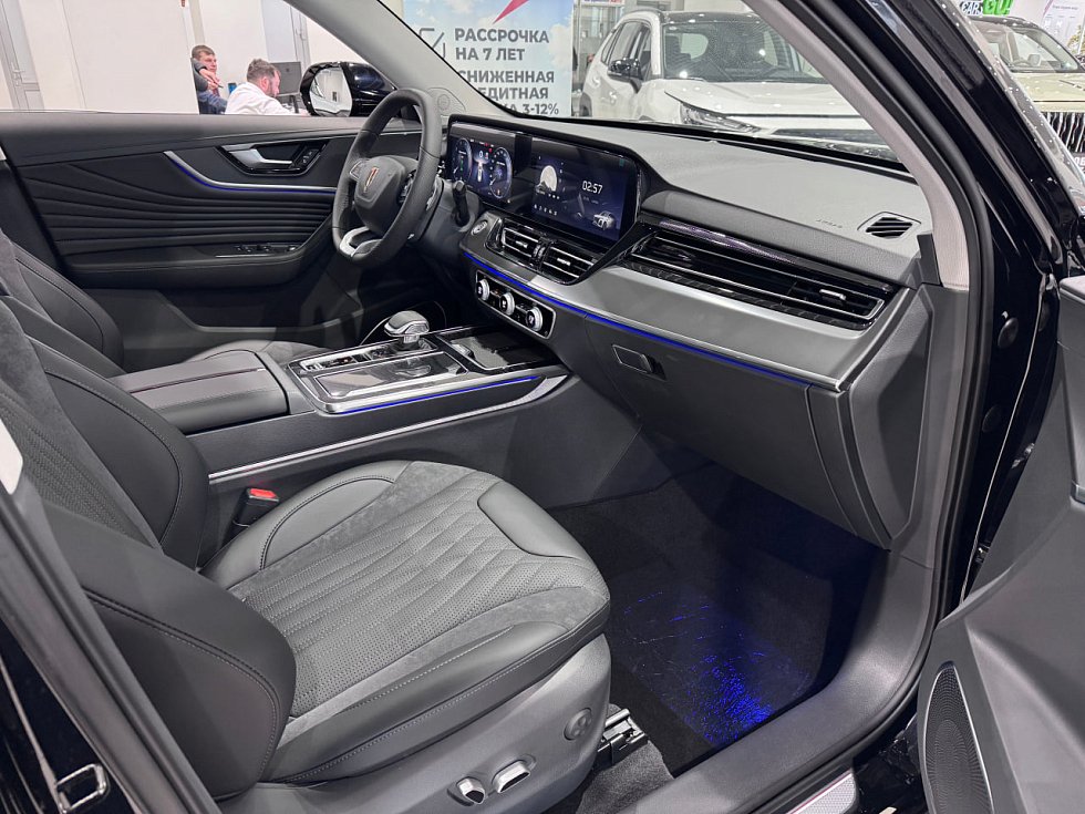 Hongqi HS5 Делюкс (Deluxe), черный
