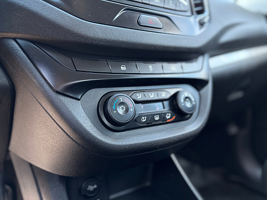 Lada (ВАЗ) Vesta Comfort Winter, 2020 года, пробег 56687 км