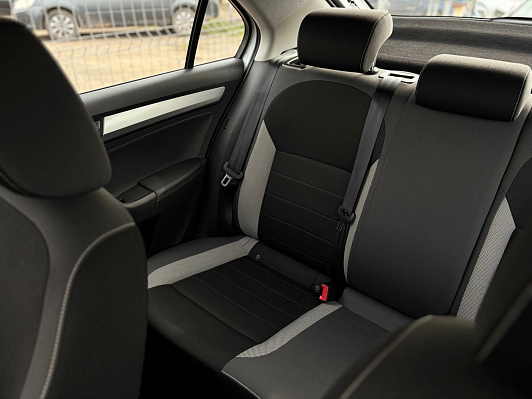 Skoda Rapid Ambition, 2019 года, пробег 71301 км