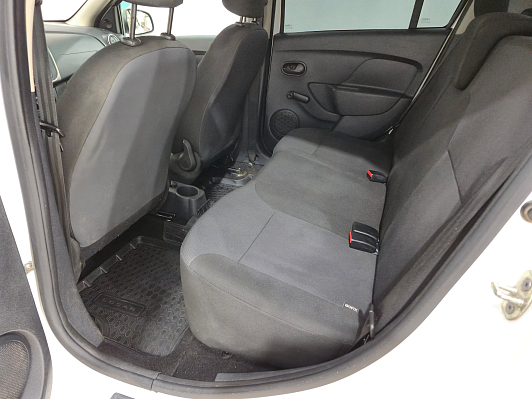 Renault Logan Life, 2018 года, пробег 113946 км