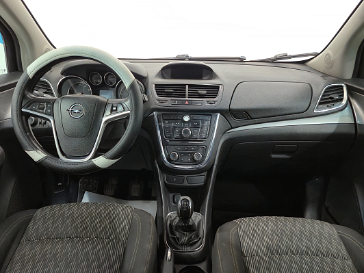 Opel Mokka Essentia, 2013 года, пробег 196140 км