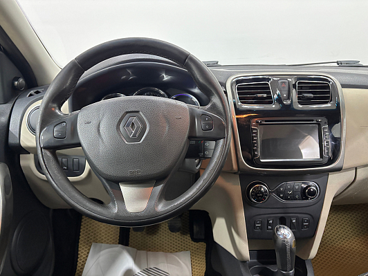 Renault Logan Luxe Privilege, 2015 года, пробег 272365 км
