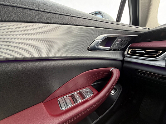 Hongqi H5 Делюкс Плюс (Deluxe+), 2023 года, пробег 62900 км