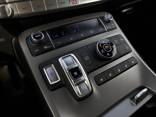 Hyundai Palisade Prestige (8 мест) + Smart Sense, 2021 года, пробег 193065 км