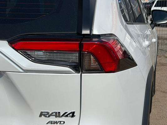Toyota RAV4 Adventure Plus, 2025 года, пробег 726 км