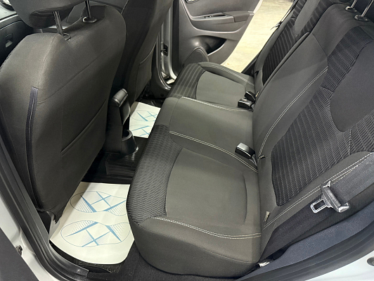 Renault Kaptur Drive, 2017 года, пробег 74741 км